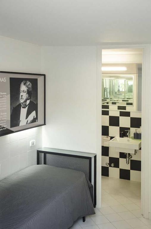 Muta House Guest house *